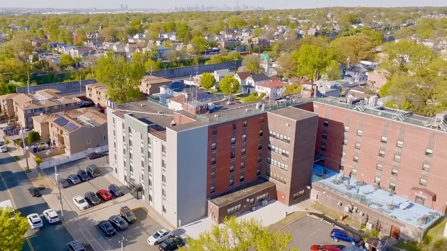 Aerial view of the Golden Gate Rehabilitation & Health Care Center building